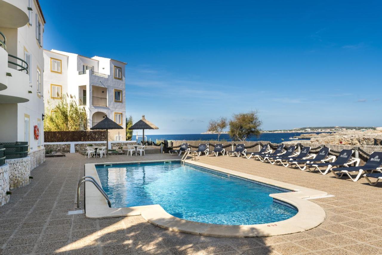 Apartamentos Sol Ponent Cala Blanca  Exterior photo